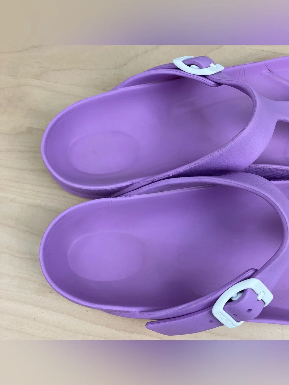 Birkenstock Women’s Size 40 / 9.0 Gizeh EVA Lavender Purple Thong Sandals